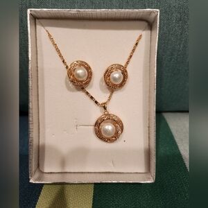 3pc costume jewelry box set - goldtone, filigree, crystal, faux pearl NWOT